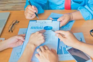 Empresa de auditoría en Panamá brindando asesoría profesional a organizaciones